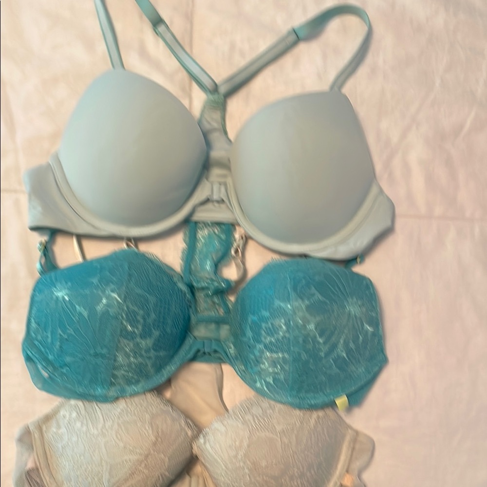 Elegant Blue Lace Bra Set
